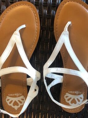 Fergalious White Sandals